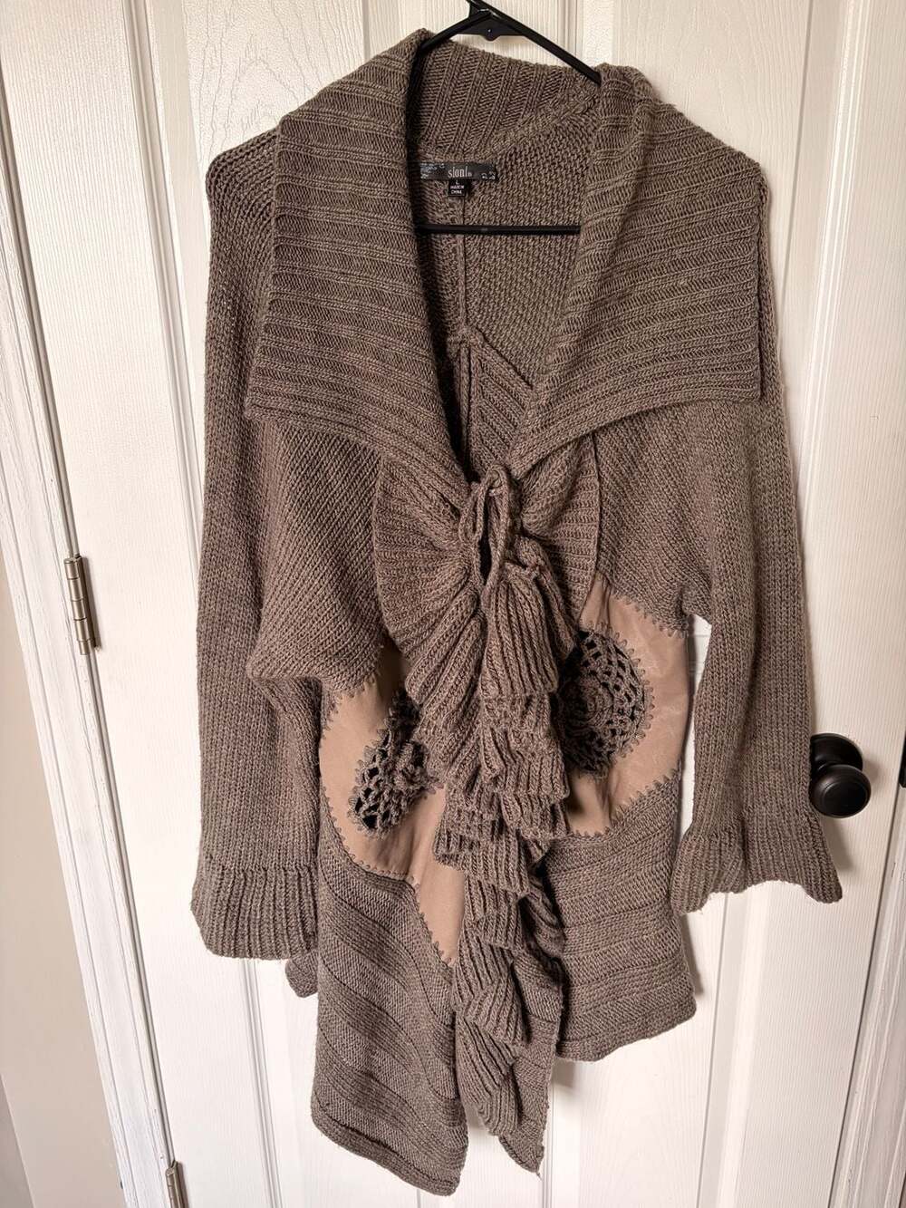Sioni Brown Knit sweater Size L